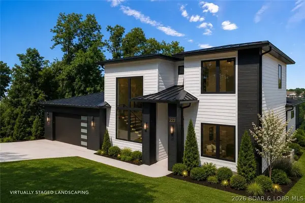 222 Redbud LN, Lake Ozark, MO 65049