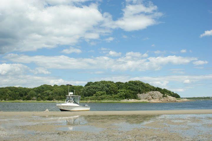 Boat at demarest lloyd state park