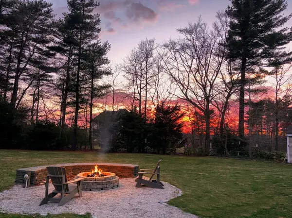 279 Fisher Rd, Westport, MA 02790-1283