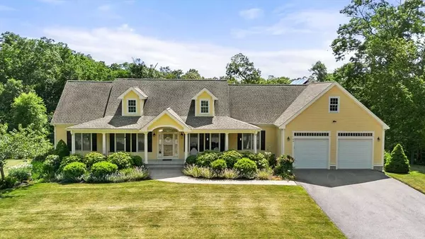 49 Tupelo Rd, Westport, MA 02790