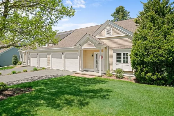 16 Eighth Green Drive #16, Dartmouth, MA 02747