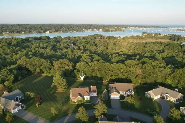 75 Country Way #75, Dartmouth, MA 02748