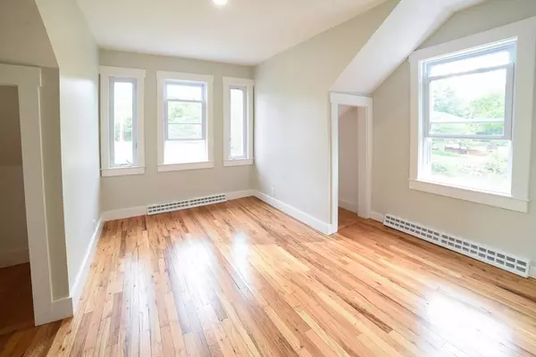 76 Slades Corner #2, Dartmouth, MA 02748