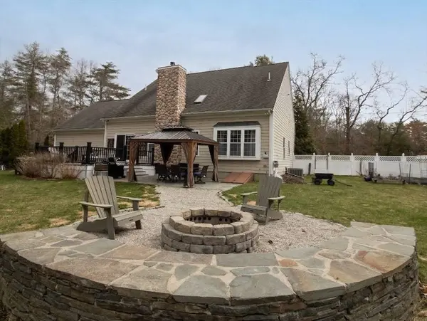 279 Fisher Rd, Westport, MA 02790