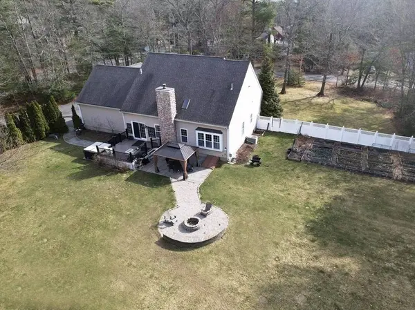 279 Fisher Rd, Westport, MA 02790