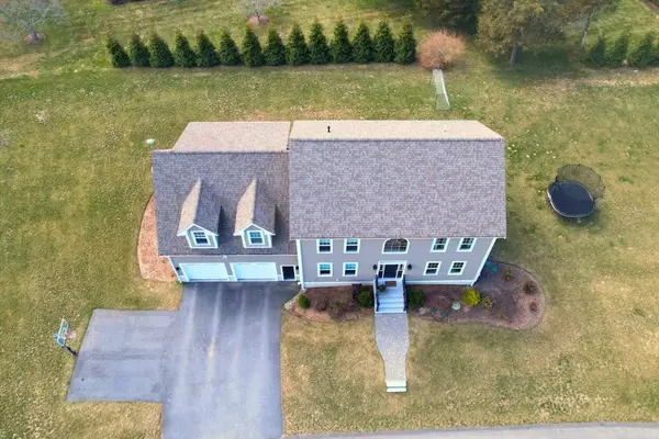 2 Michaels Way, Dartmouth, MA 02748