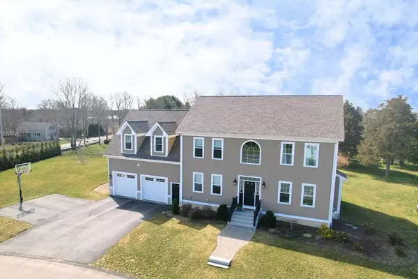 2 Michaels Way, Dartmouth, MA 02748