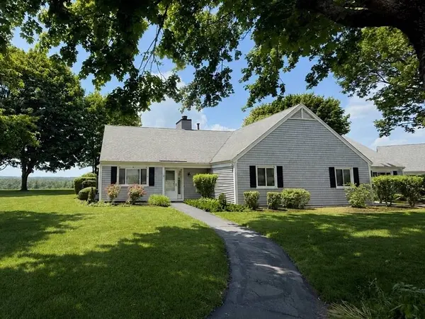 13 Northfield Ln #13, Dartmouth, MA 02747
