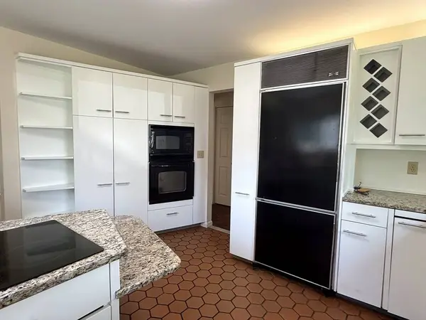 13 Northfield Ln #13, Dartmouth, MA 02747