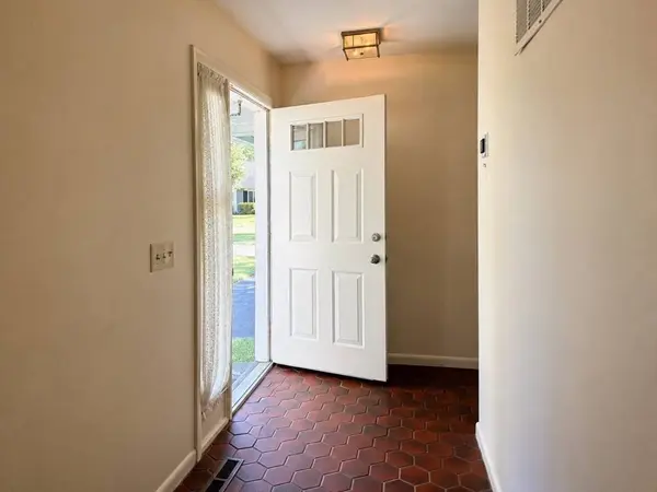 13 Northfield Ln #13, Dartmouth, MA 02747