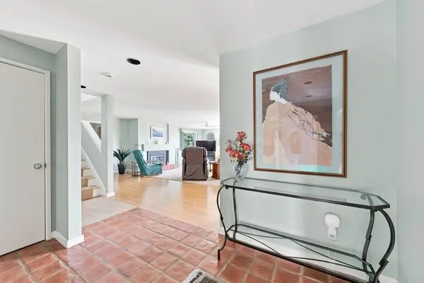 42 North Shore Drive #1, Dartmouth, MA 02748