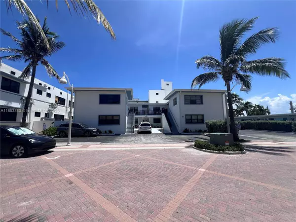 322 Harding St #B206, Hollywood, FL 33019
