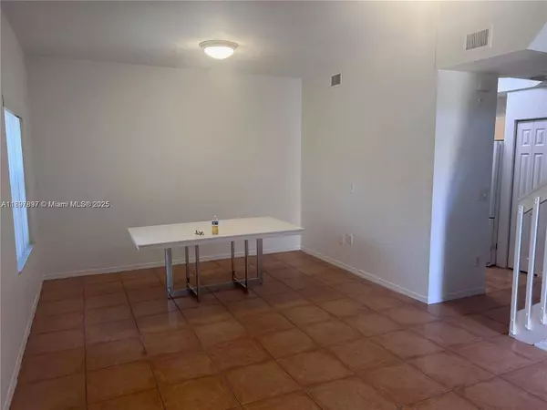 2224 Anchor Ct #2505, Dania Beach, FL 33312