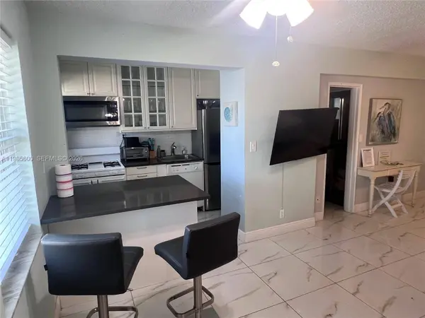321 Wilson St #A203, Hollywood, FL 33019
