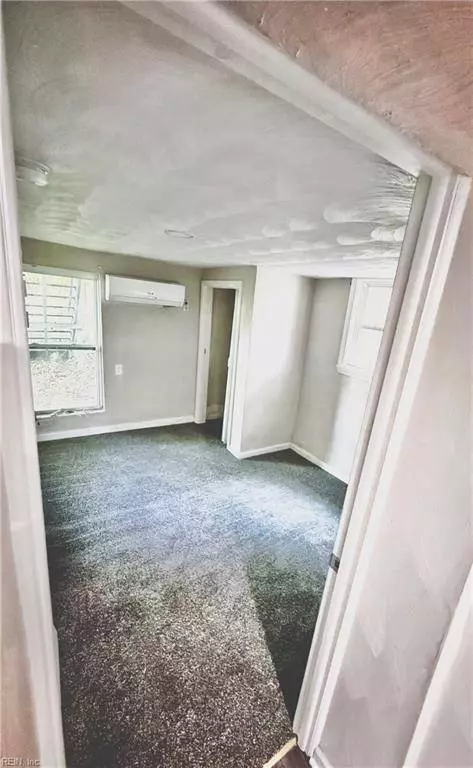 1233 Centre AVE, Portsmouth, VA 23704