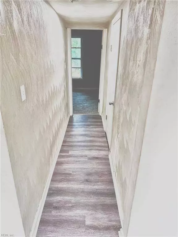 1233 Centre AVE, Portsmouth, VA 23704