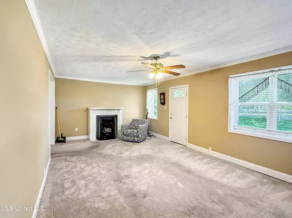 664 S Old Highway 49, Richland, MS 39218