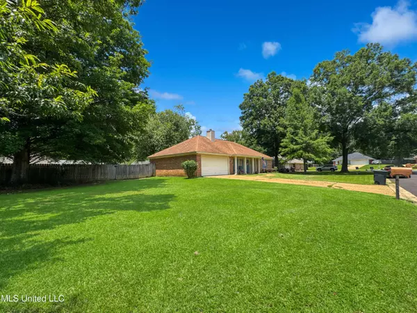 112 Eastwood Circle, Florence, MS 39073