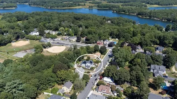 16 Plummer Avenue, Newburyport, MA 01950