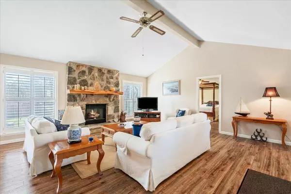 20 Saddle Rock RDG, Wimberley, TX 78676