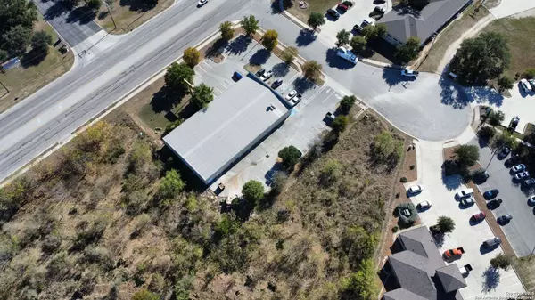 106 Willow Springs Dr, San Marcos, TX 78666