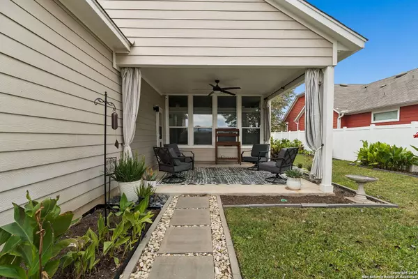 329 Newberry Trail, San Marcos, TX 78666