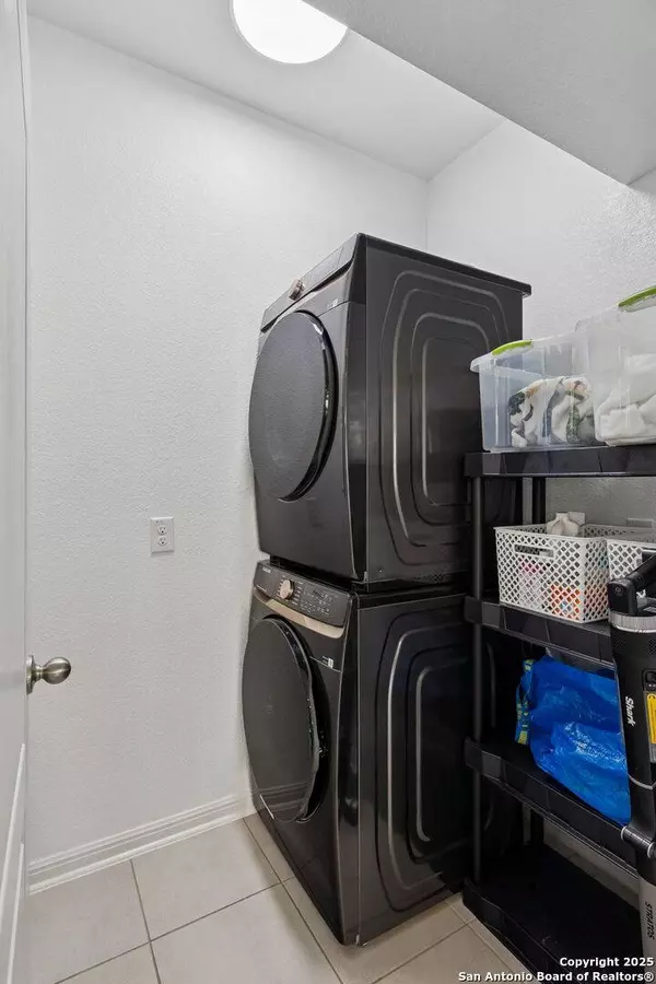 329 Newberry Trail, San Marcos, TX 78666