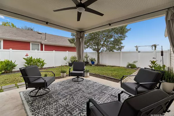 329 Newberry Trail, San Marcos, TX 78666