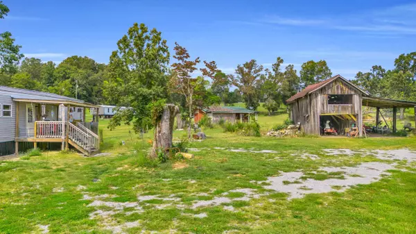 2697 Double S RD, Dayton, TN 37321