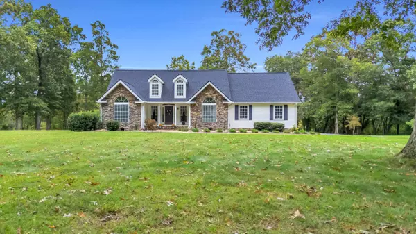 171 Double D RD, Pikeville, TN 37367