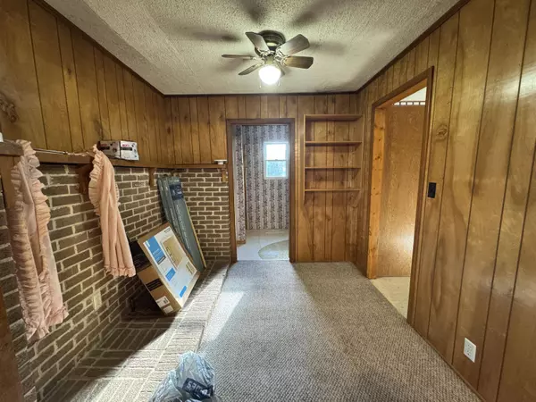 395 Evensville Mtn RD, Evensville, TN 37332