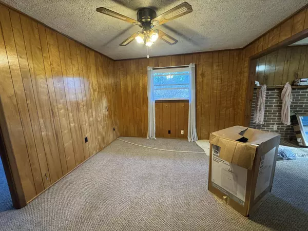 395 Evensville Mtn RD, Evensville, TN 37332