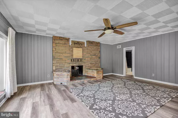 1001 FULTON ST, Cherry Hill, NJ 08002