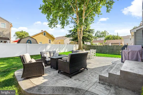 136 E OAKLAND, Haddon Township, NJ 08107