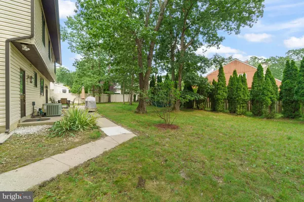 6 HARTLEY LN, Voorhees, NJ 08043