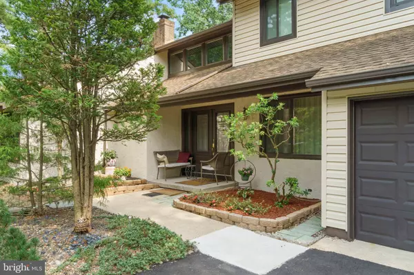 6 HARTLEY LN, Voorhees, NJ 08043