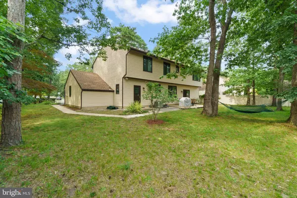 6 HARTLEY LN, Voorhees, NJ 08043