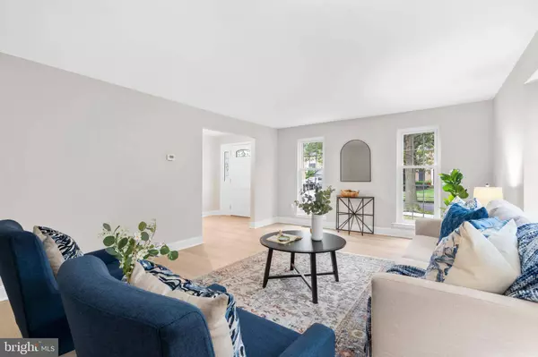 13 PROGRESS PL, Voorhees, NJ 08043