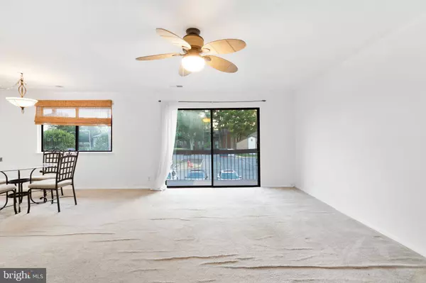 115 E KINGS HWY ##216, Maple Shade, NJ 08052