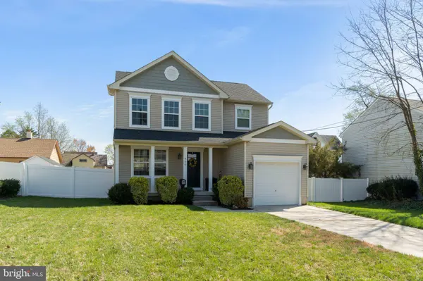 606 CENTRAL AVE, Glendora, NJ 08029