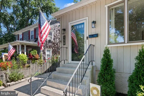 158 LAFAYETTE RD, Audubon, NJ 08106