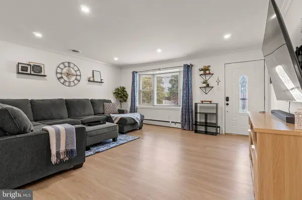 807 MARKET AVE, Woodbury, NJ 08096