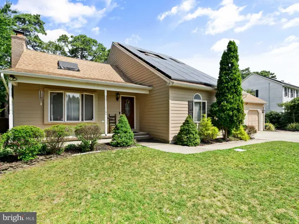 1302 GOLDFINCH LN, Millville, NJ 08332