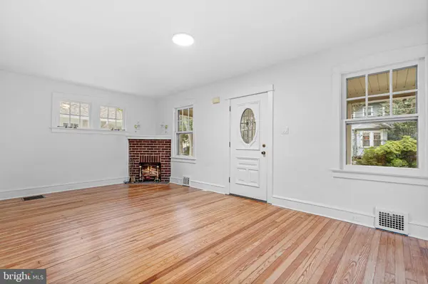 126 ESTAUGH AVE, Haddonfield, NJ 08033