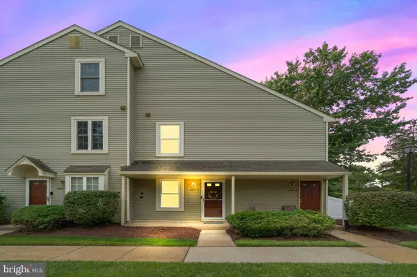 3805-A FENWICK LN