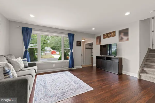 36 RICHARDS AVE, Pine Hill, NJ 08021