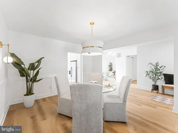 8 WESTBROOKE CT, Voorhees, NJ 08043