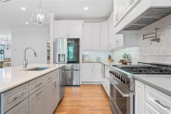 4370 Freys Farm LN NW, Kennesaw, GA 30152