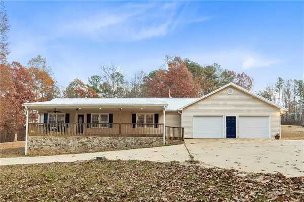 51 Perry LN, Buchanan, GA 30113