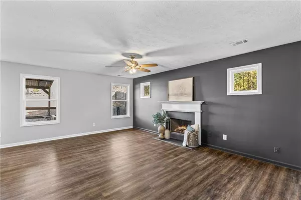 15 Jackson Farms DR, Rockmart, GA 30153